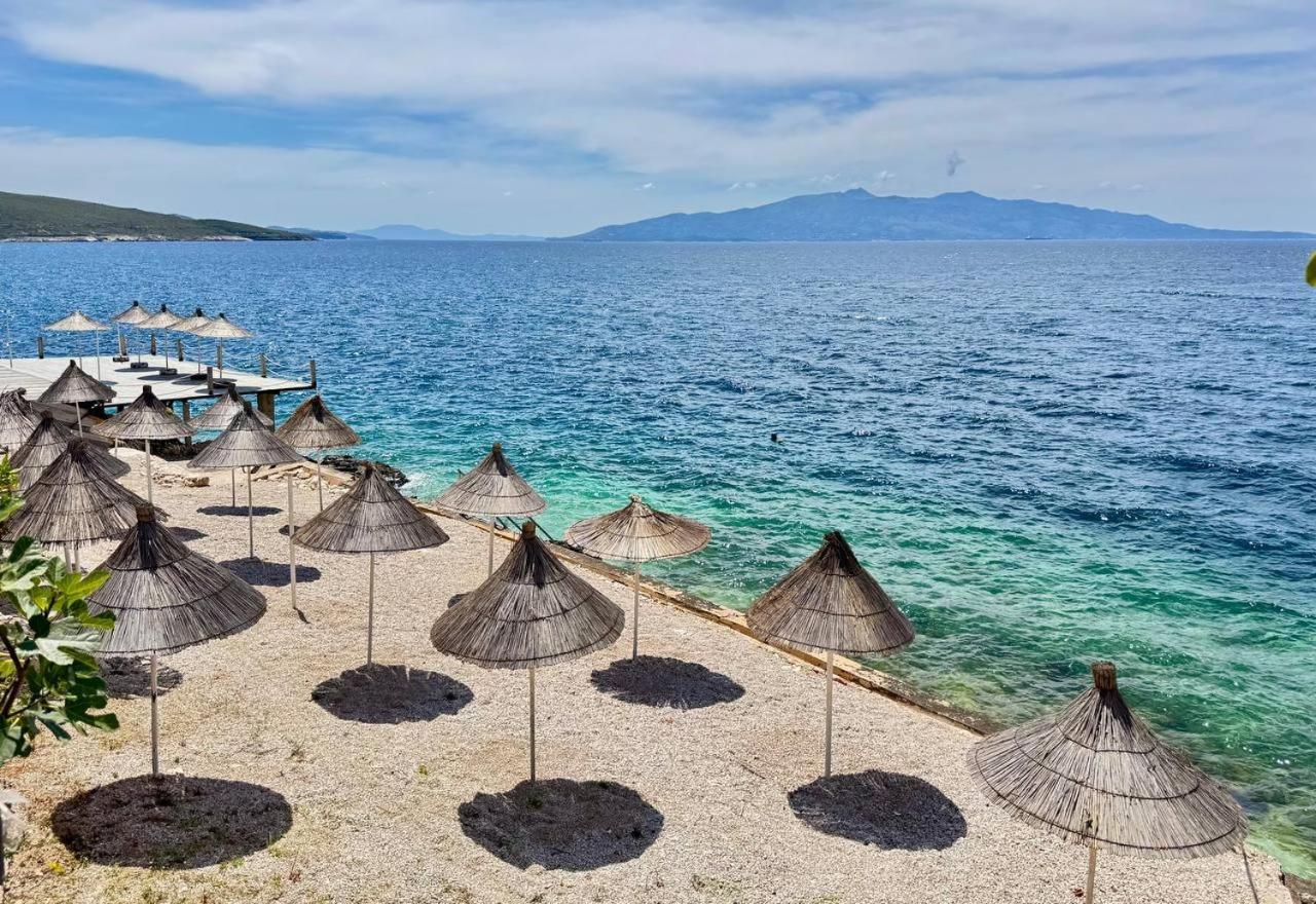 Del Mar Sea View Apartment Sarande Ngoại thất bức ảnh