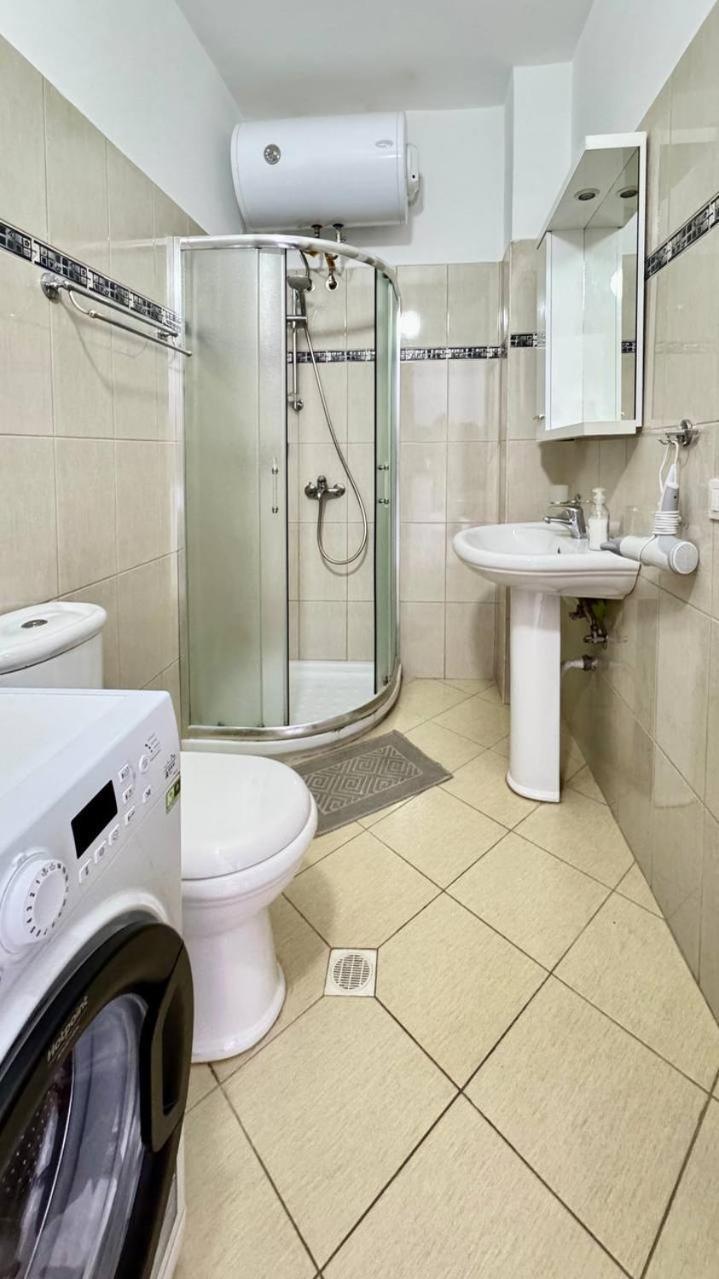 Del Mar Sea View Apartment Sarande Ngoại thất bức ảnh