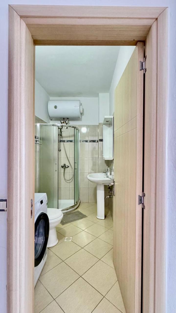 Del Mar Sea View Apartment Sarande Ngoại thất bức ảnh