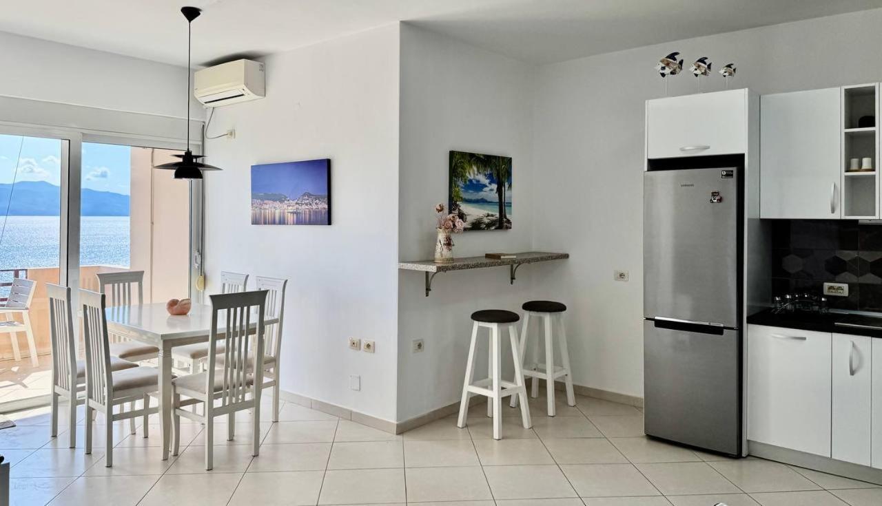 Del Mar Sea View Apartment Sarande Ngoại thất bức ảnh