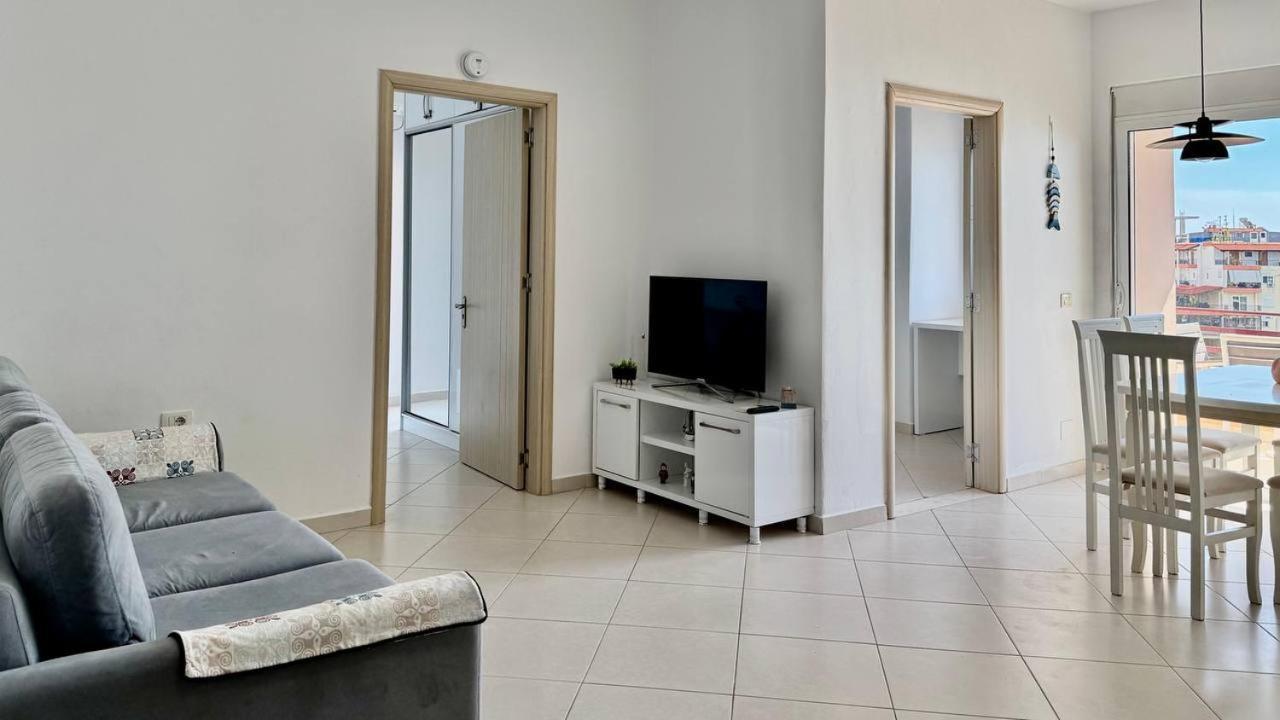 Del Mar Sea View Apartment Sarande Ngoại thất bức ảnh