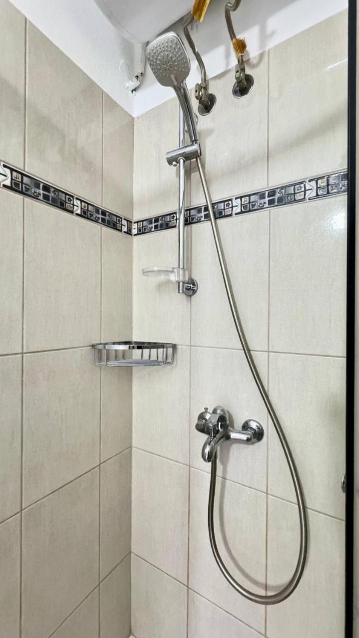 Del Mar Sea View Apartment Sarande Ngoại thất bức ảnh